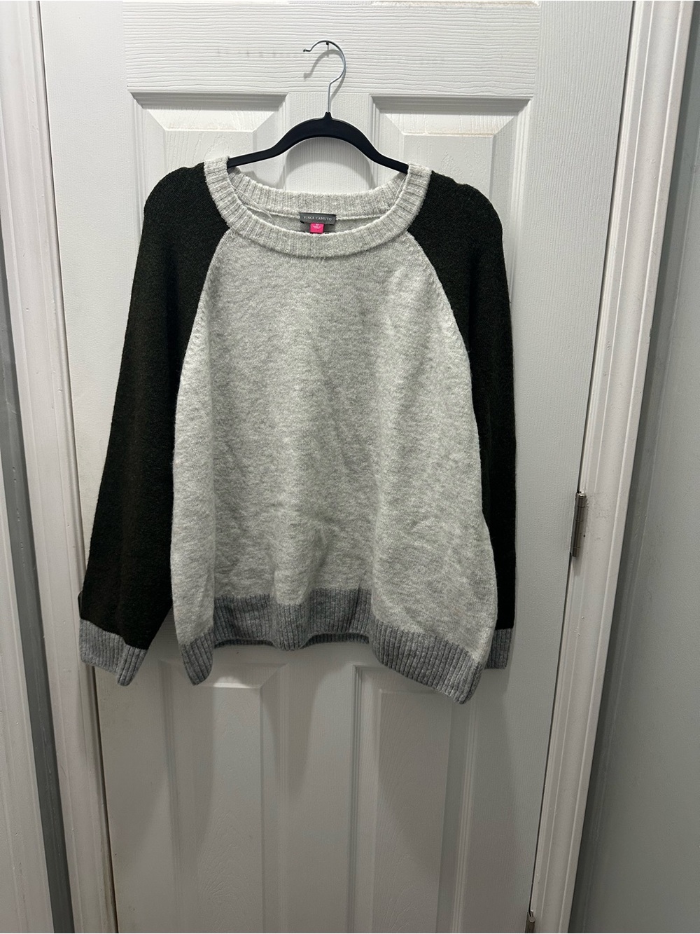 Colorblock Crewneck Sweater in Light Gray and Green